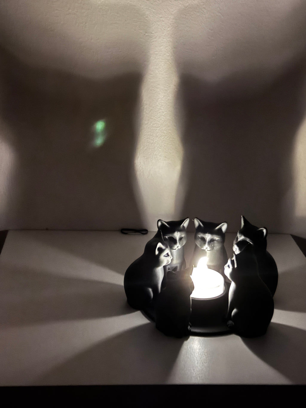 Huddling Cats Tea Lights
