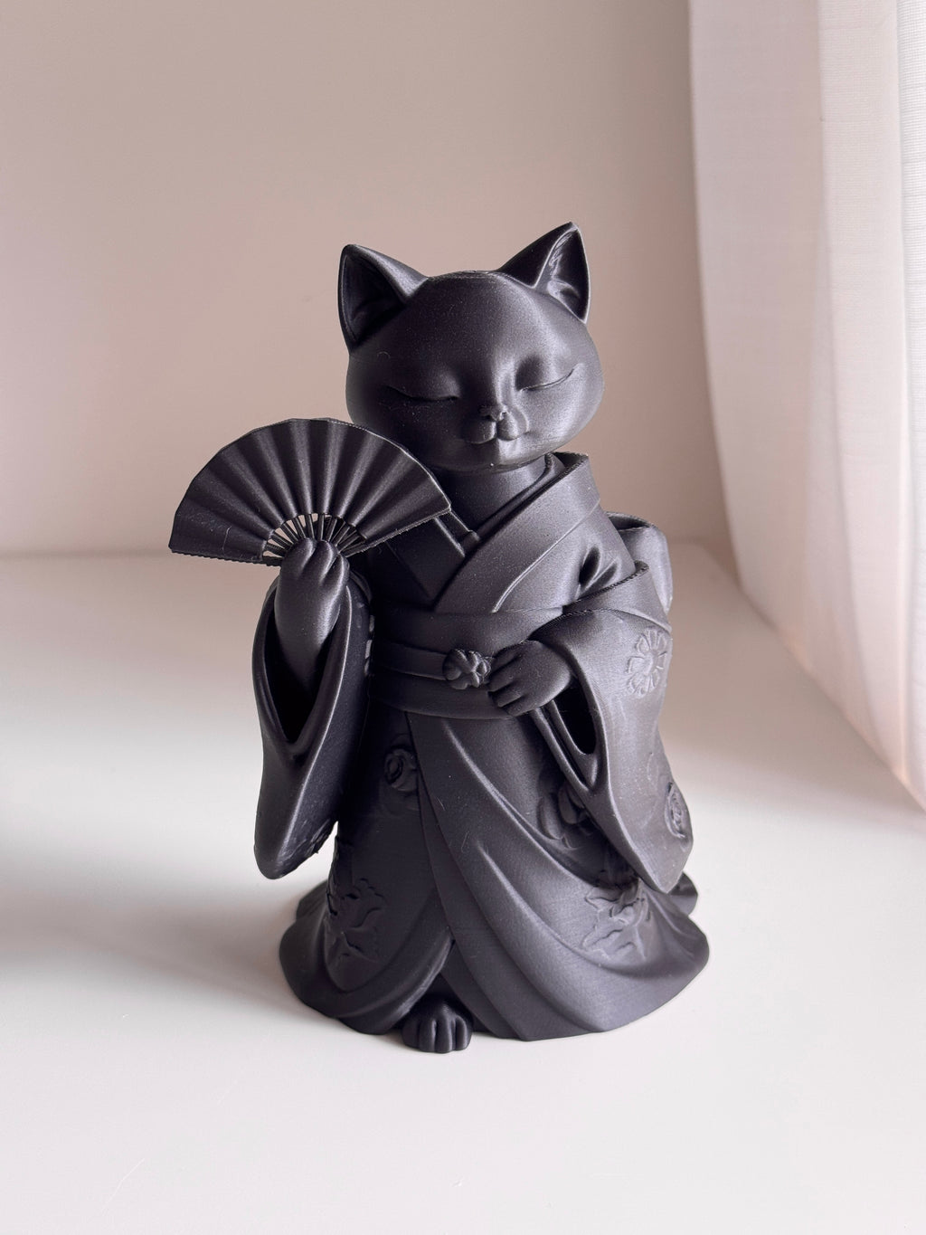 Geisha Cat Sculpture Figurine - Kimono Japanese Style Decor