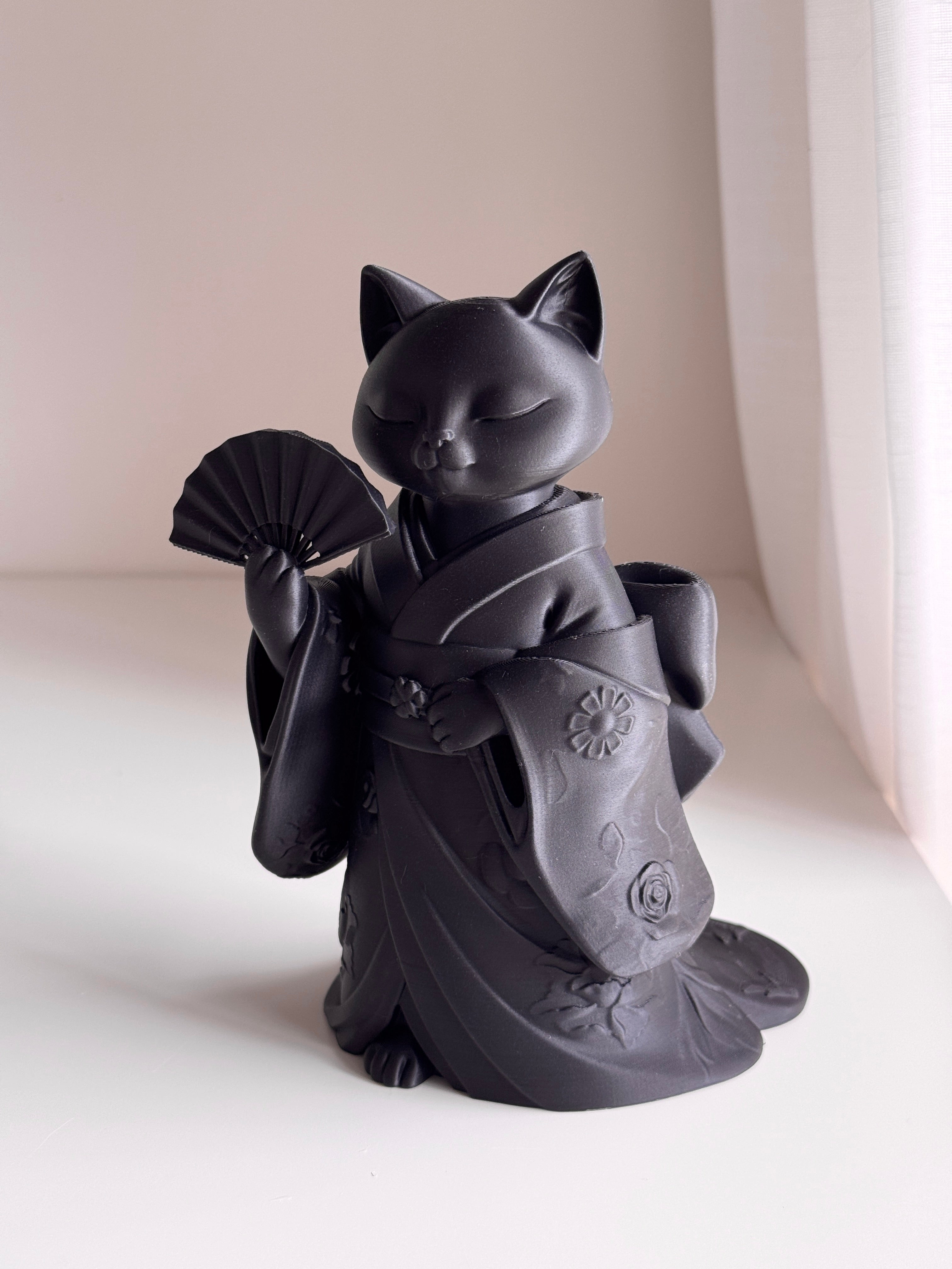 Geisha Cat Sculpture Figurine - Kimono Japanese Style Decor